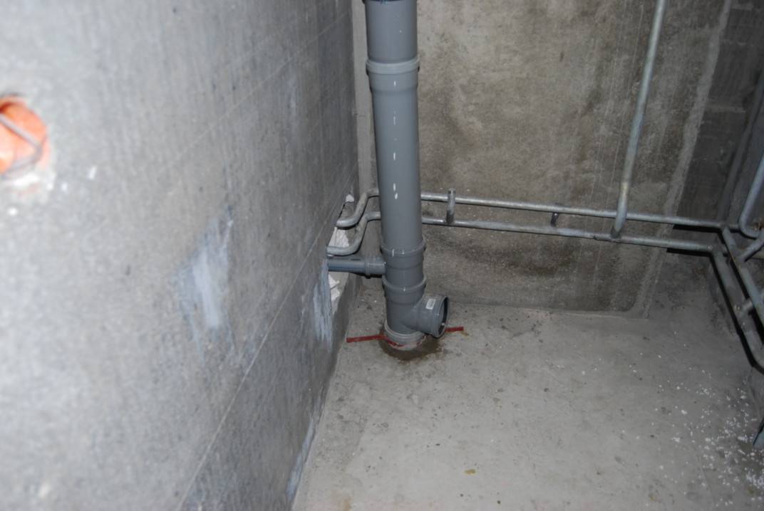 Замена труб канализации в квартире своими руками - пример устройства
