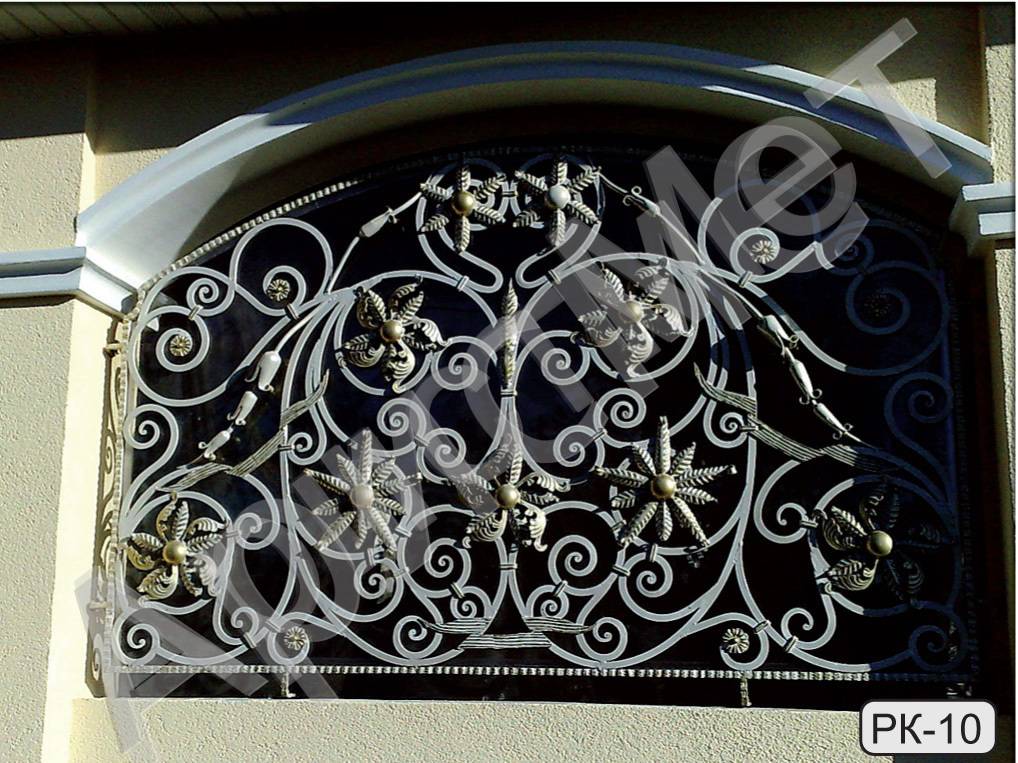 Кованые решетки на окна (65 фото): безопасность и декор в едином решении