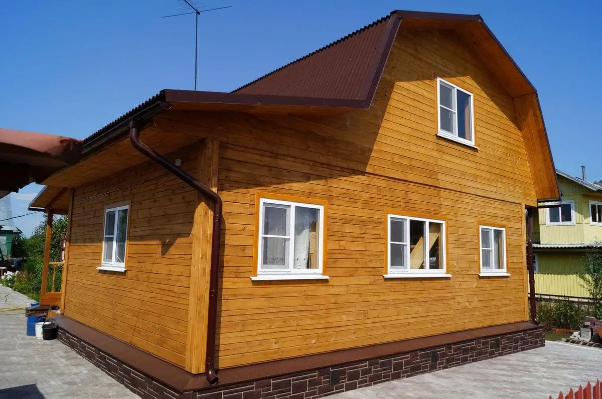 Ремонт деревянных деревенских домов и дач в московской области, от косметического до капитального с перепланировкой.