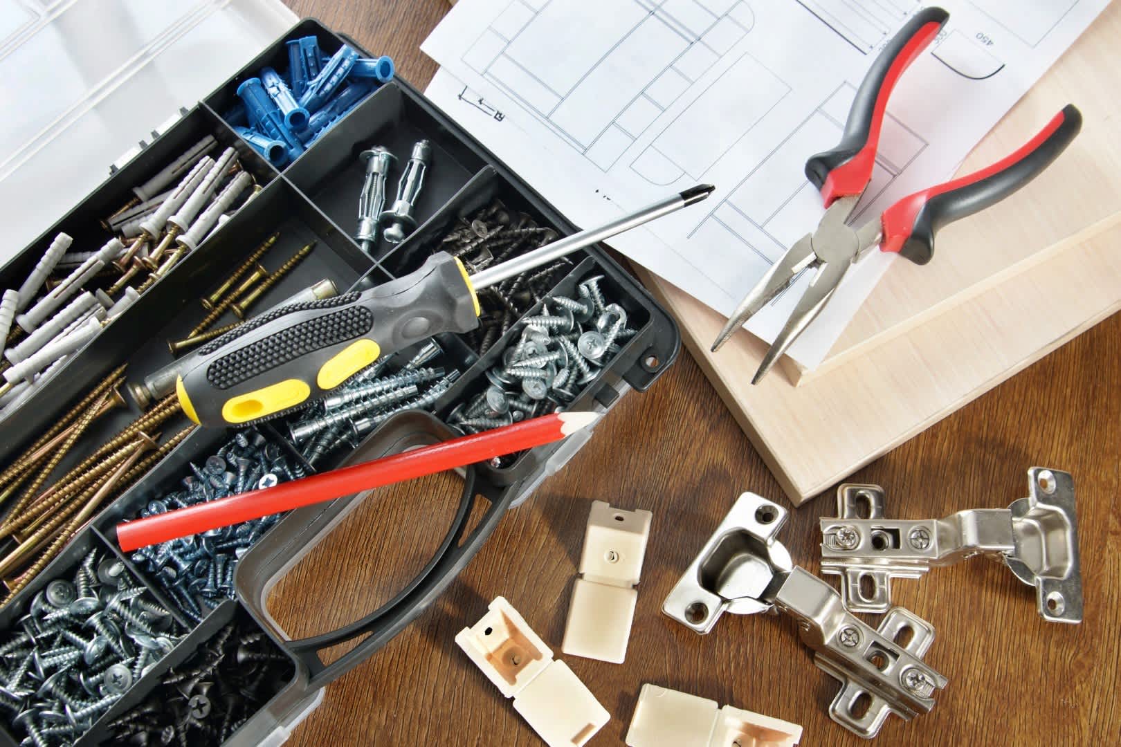 18 важных инструментов для изготовления мебели своими руками