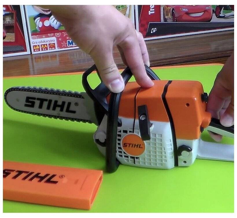 Бензопила — игрушка от stihl